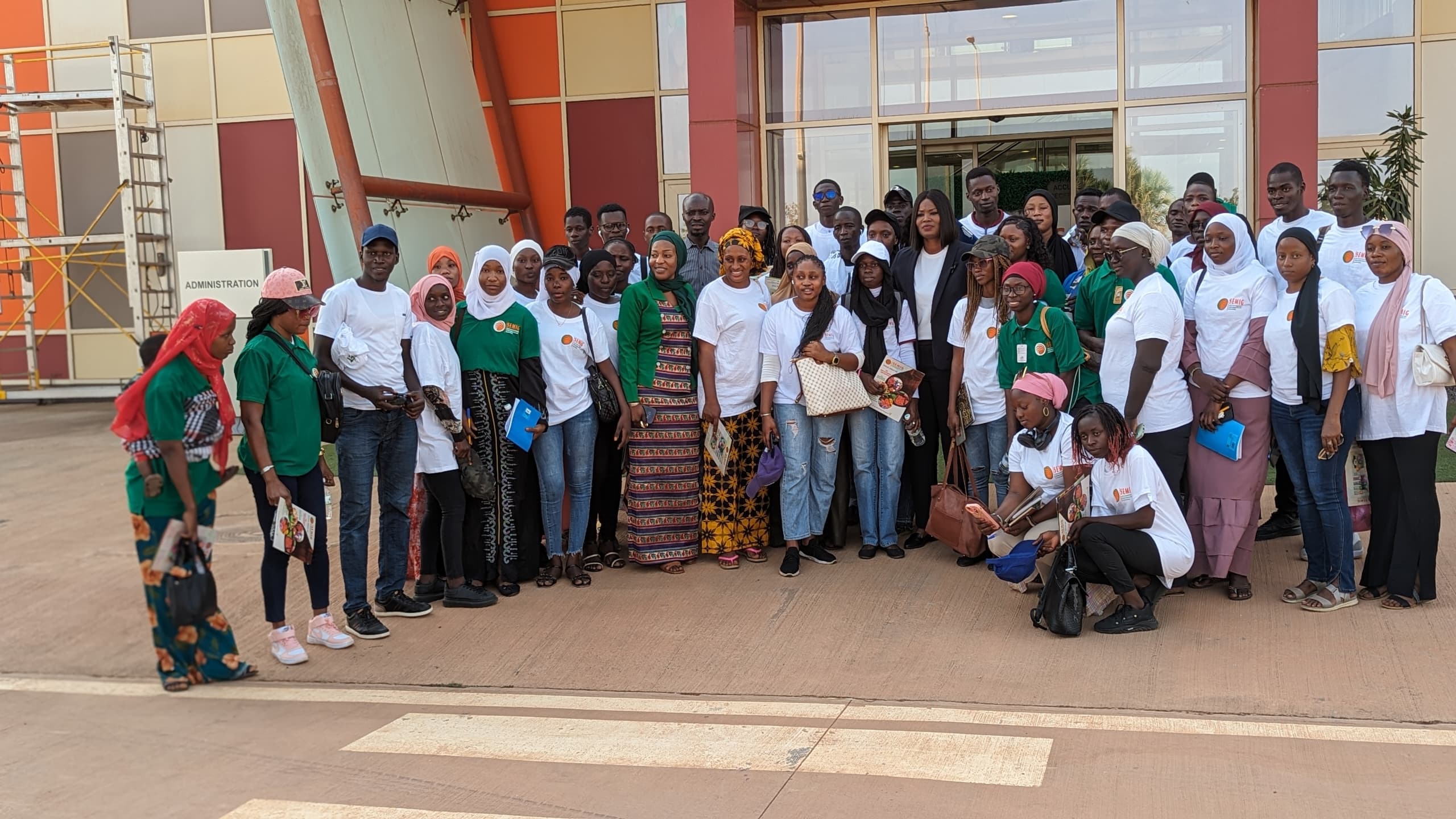 les étudiants de la filière Sociologie de l’université Assane Seck de Ziguinchor à la SEMIG